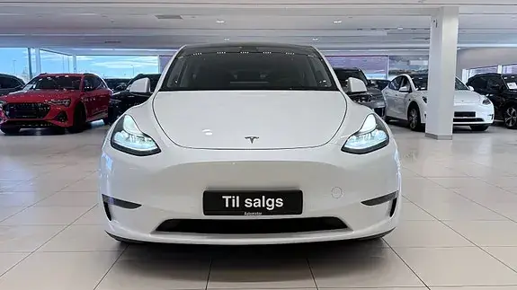 Tesla Model Y 2022 photo 3
