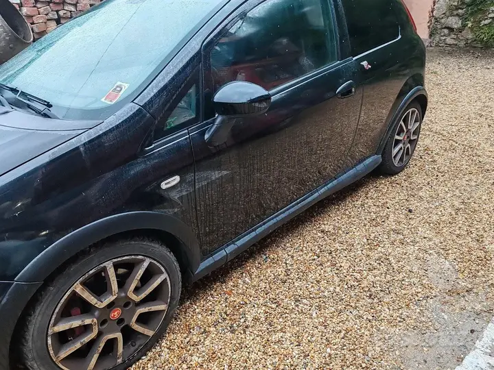 Fiat Grande Punto 2008 photo 4