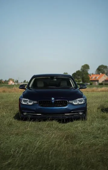 BMW 330E