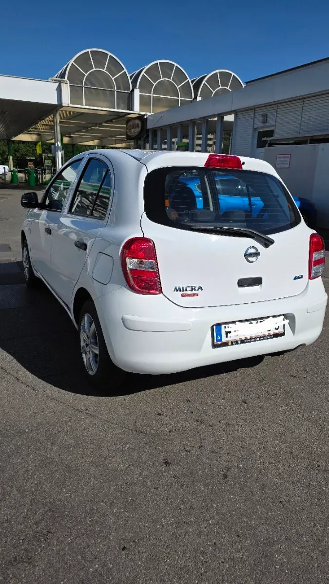 Nissan Micra 2012 photo 3