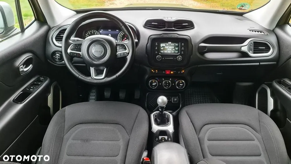 Jeep Renegade 2015 photo 5