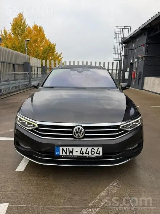 Volkswagen Passat 2019 photo 2