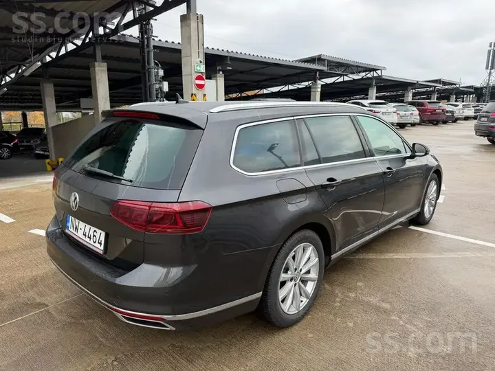 Volkswagen Passat 2019 photo 4