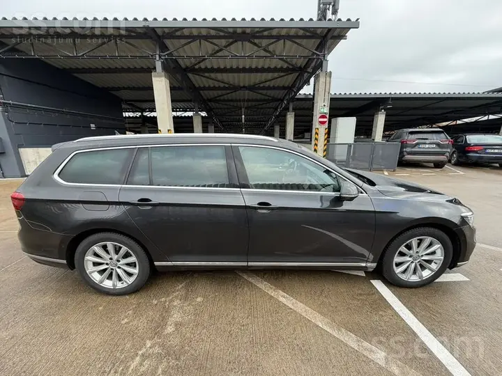 Volkswagen Passat 2019 photo 3