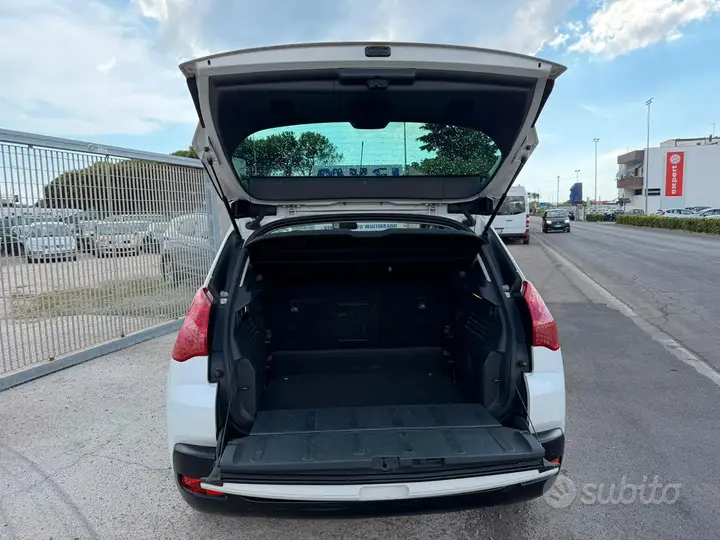 Peugeot 3008 2010 photo 4