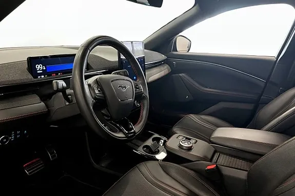 Ford Mustang Mach-E 2023 photo 5