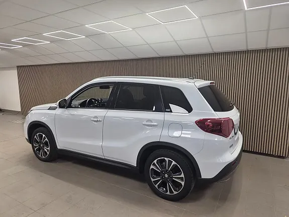 Suzuki Vitara 2022 photo 4