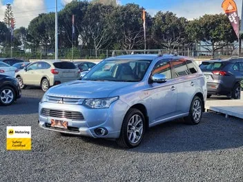 Mitsubishi Outlander 2015 photo 4