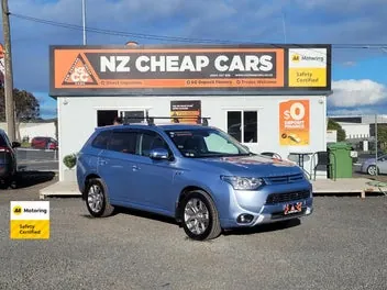 Mitsubishi Outlander 2015 photo 2