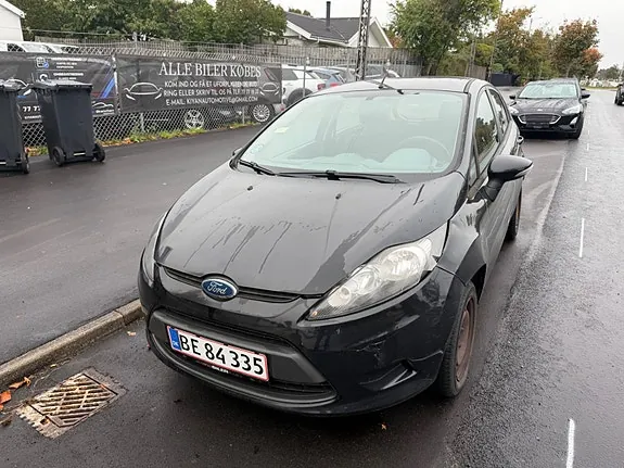 Ford Fiesta 2010 photo 2