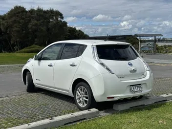 Nissan Leaf 2016 photo 3
