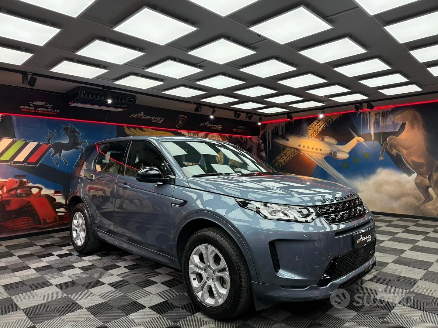 Land Rover Discovery Sport 2023 photo 3