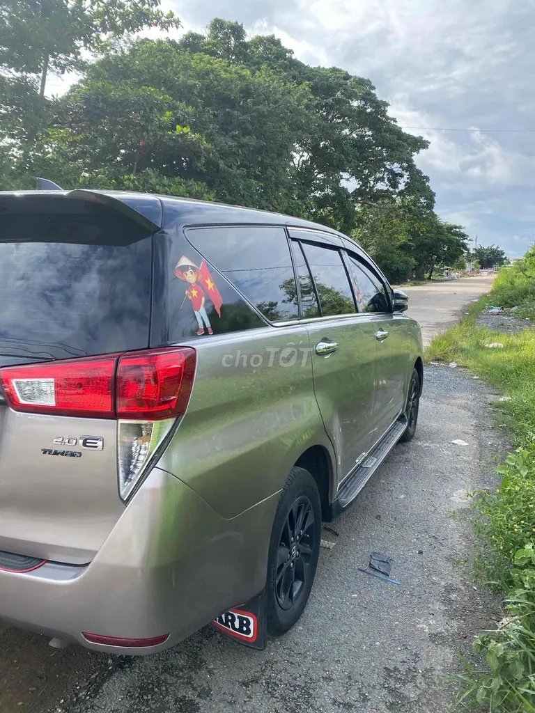 Toyota Innova 2019 photo 3