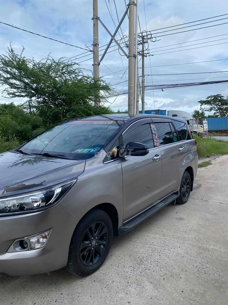 Toyota Innova 2019 photo 4