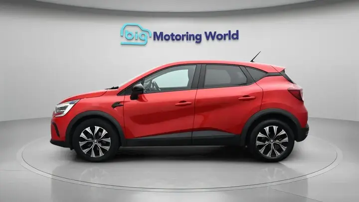 Renault Captur 2023 photo 5
