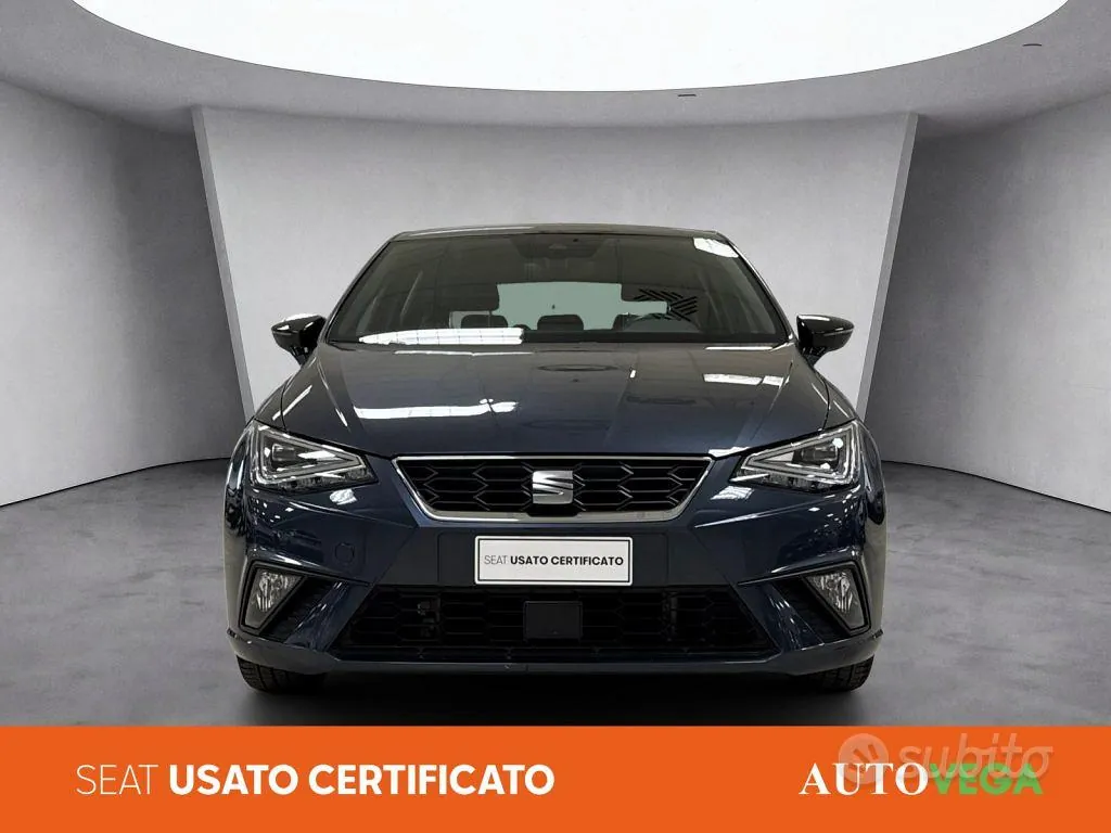 Seat Ibiza 2023 photo 2