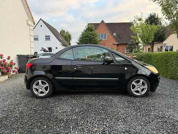Mitsubishi Colt 2006 photo 4