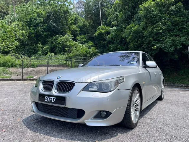 BMW 525I