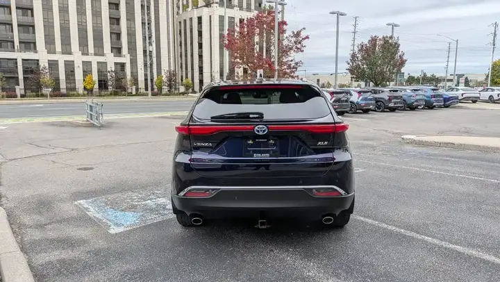Toyota Venza 2024 photo 5