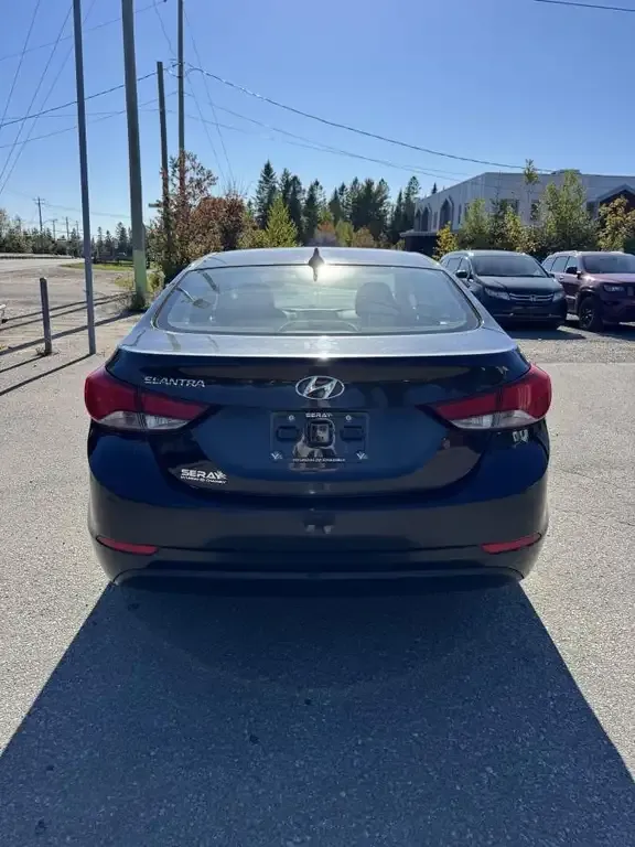 Hyundai Elantra 2015 photo 4
