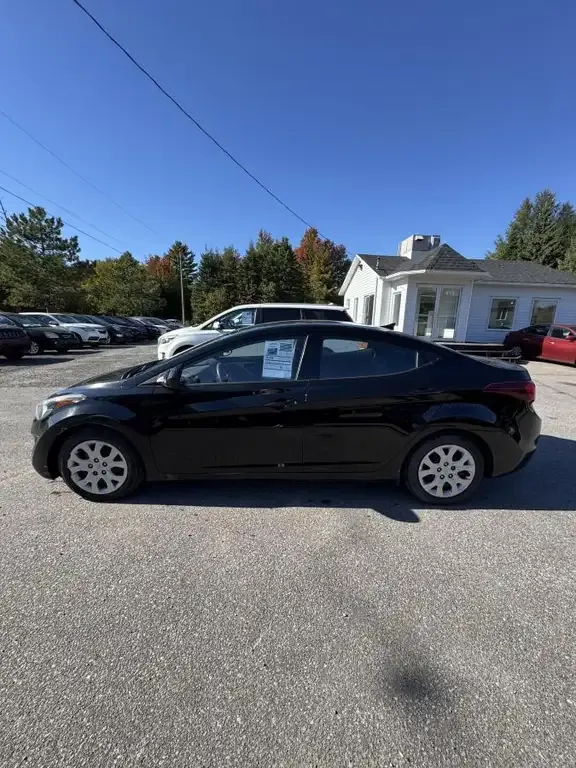 Hyundai Elantra 2015 photo 2