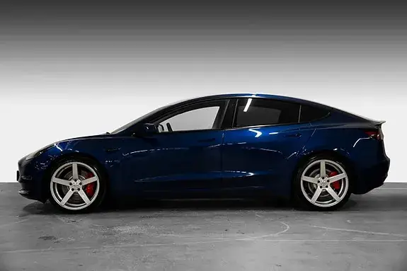 Tesla Model 3 2021 photo 3