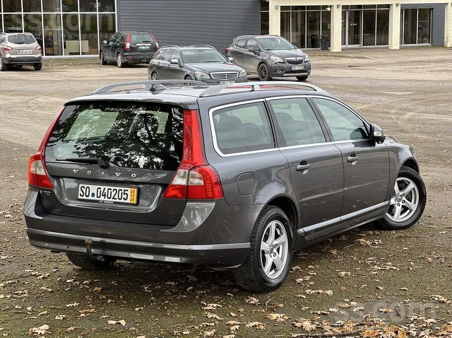Volvo V70 2007 photo 2