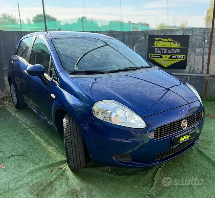 Fiat Grande Punto 2008 photo 3