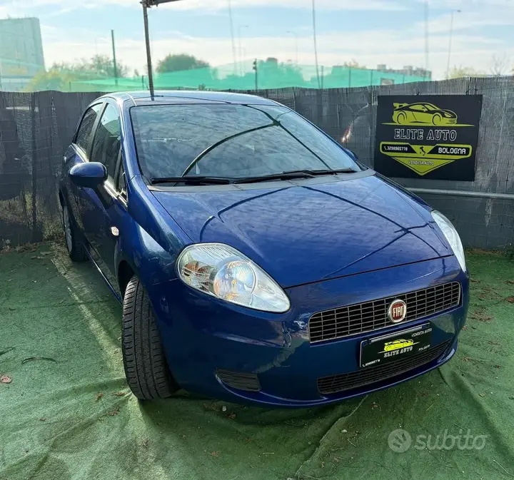 Fiat Grande Punto 2008 photo 4