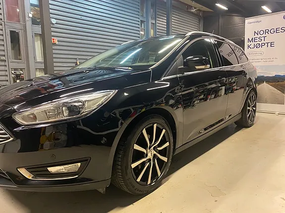 Ford Focus 2015 photo 2