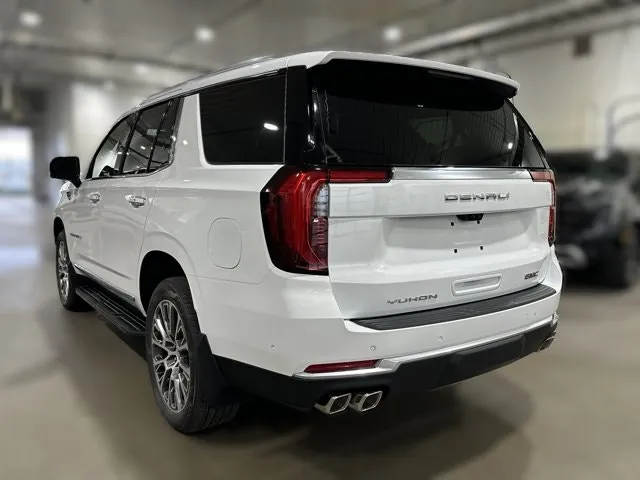 GMC Yukon 2026 photo 3