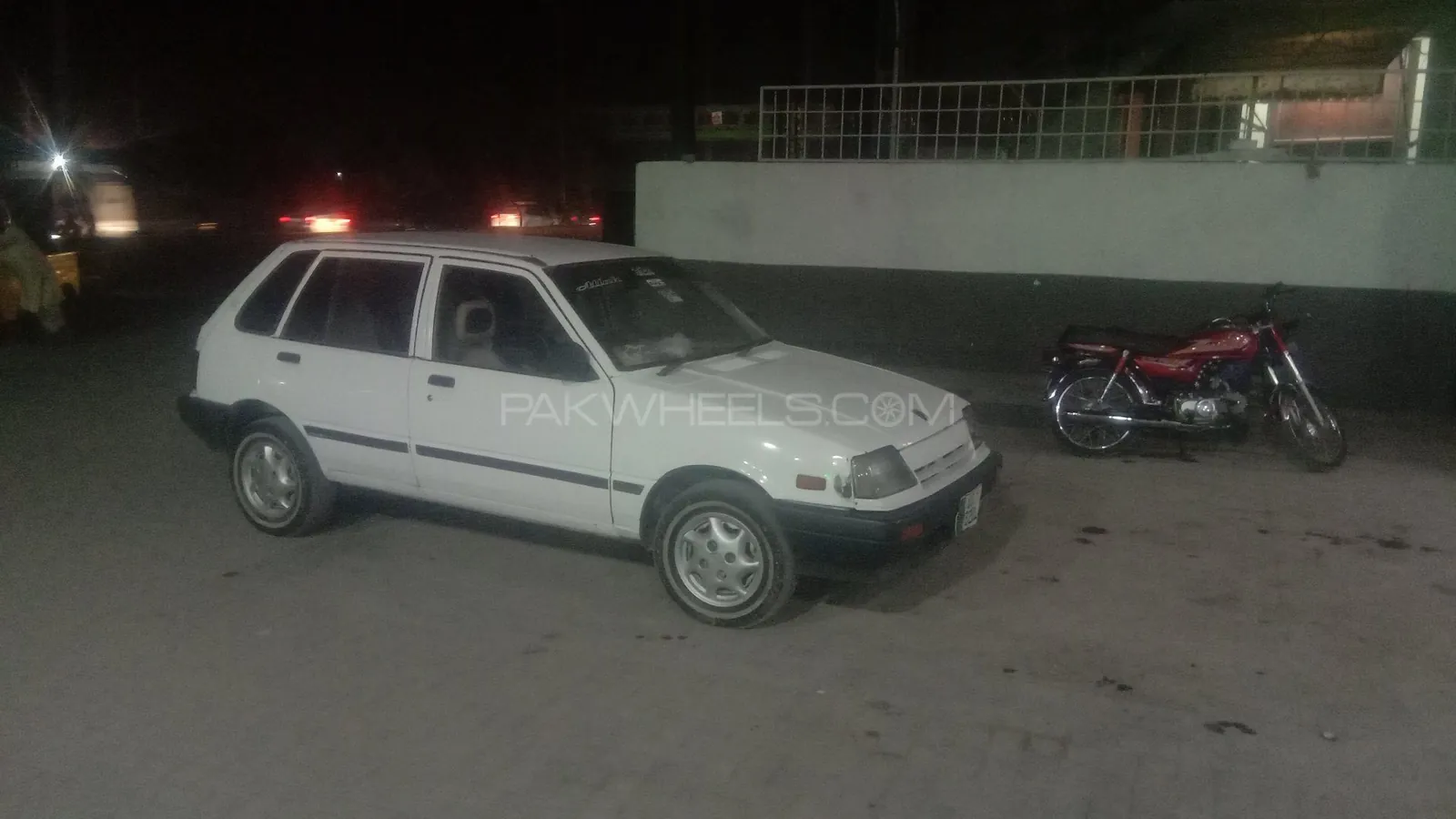 Suzuki Khyber