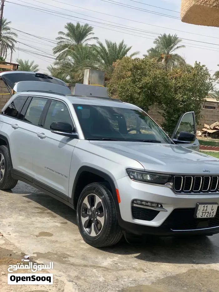 Jeep Grand Cherokee 2024 photo 3