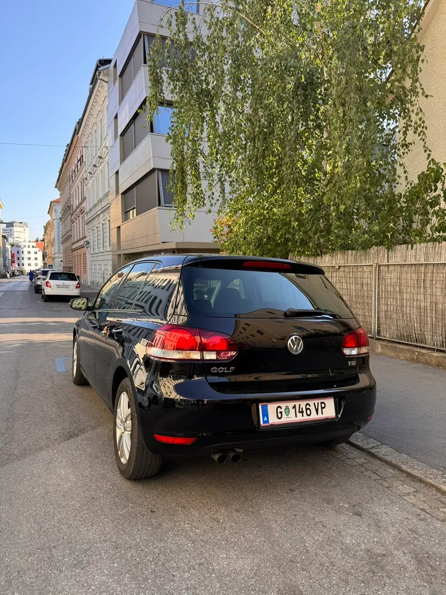 Volkswagen Golf 2009 photo 3
