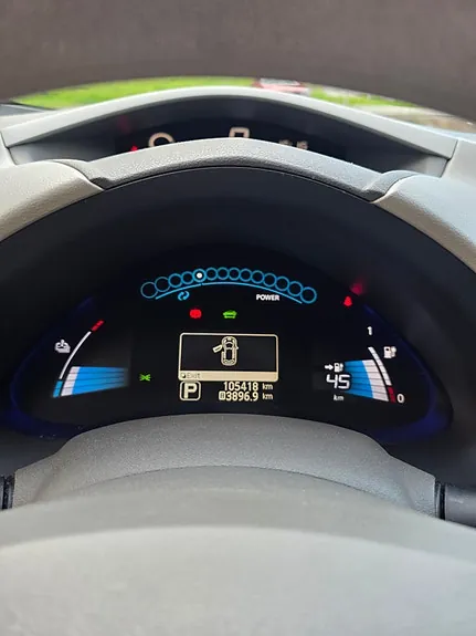 Nissan Leaf 2012 photo 3