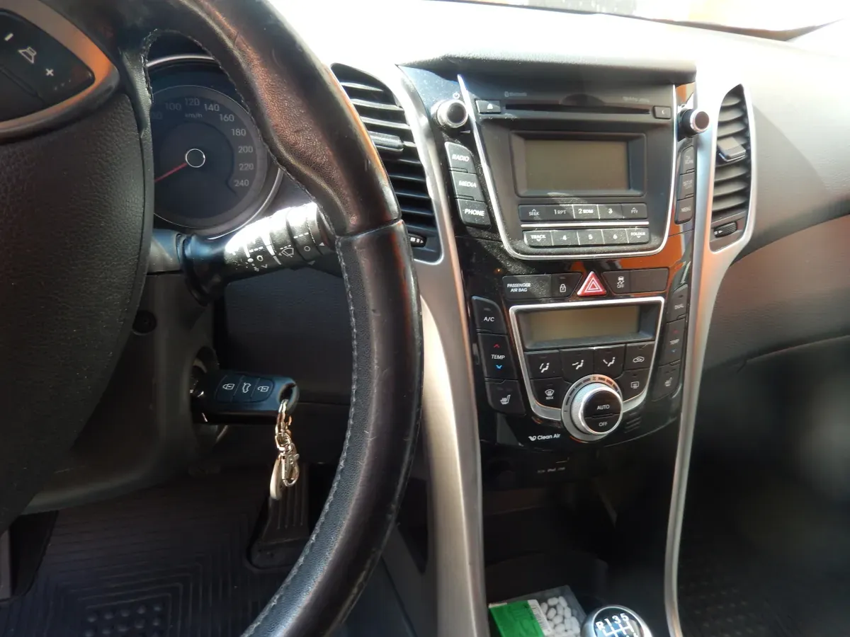 Hyundai I30 2012 photo 2