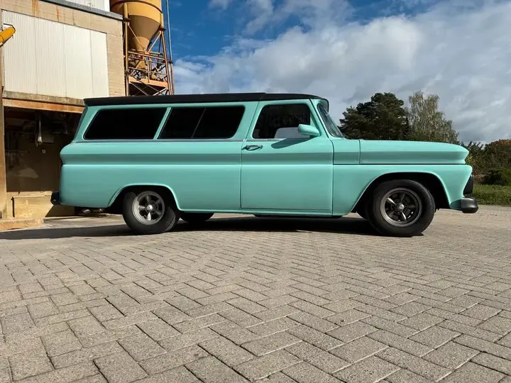 Chevrolet Suburban