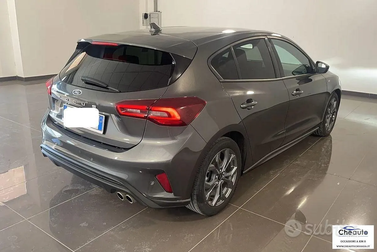 Ford Focus 2025 photo 3
