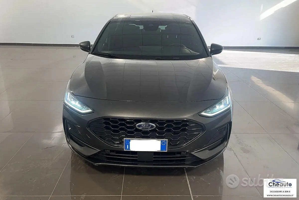Ford Focus 2025 photo 5
