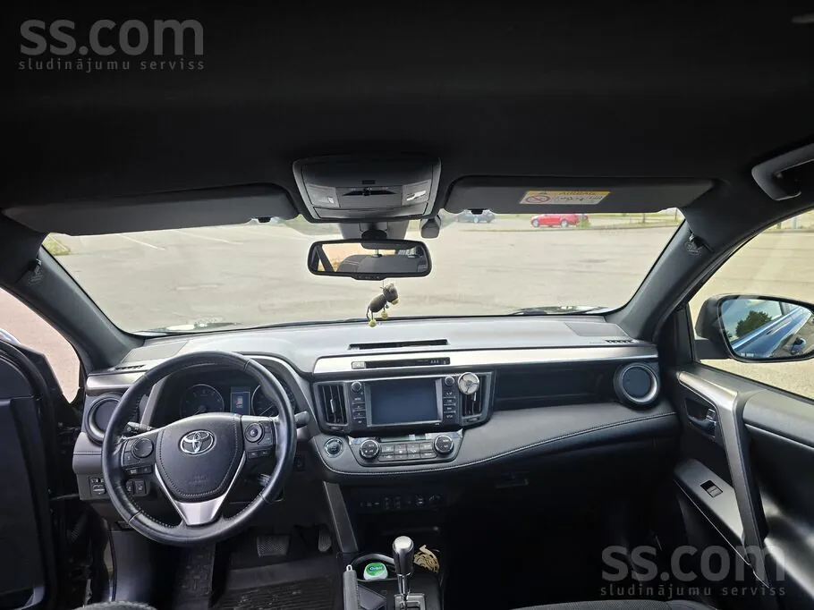 Toyota Rav4 2018 photo 5