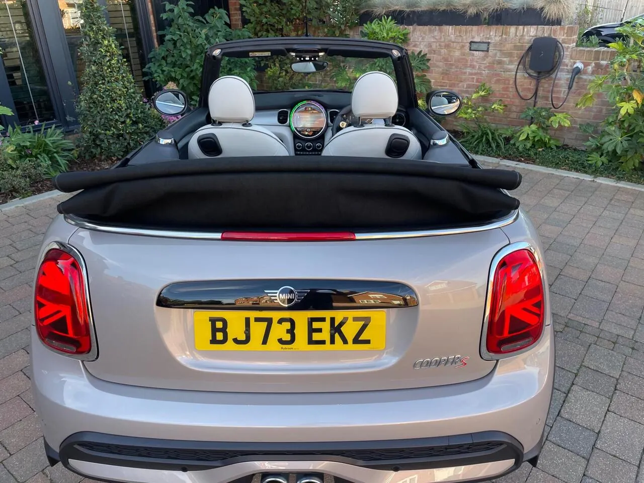 Mini Convertible 2023 photo 3
