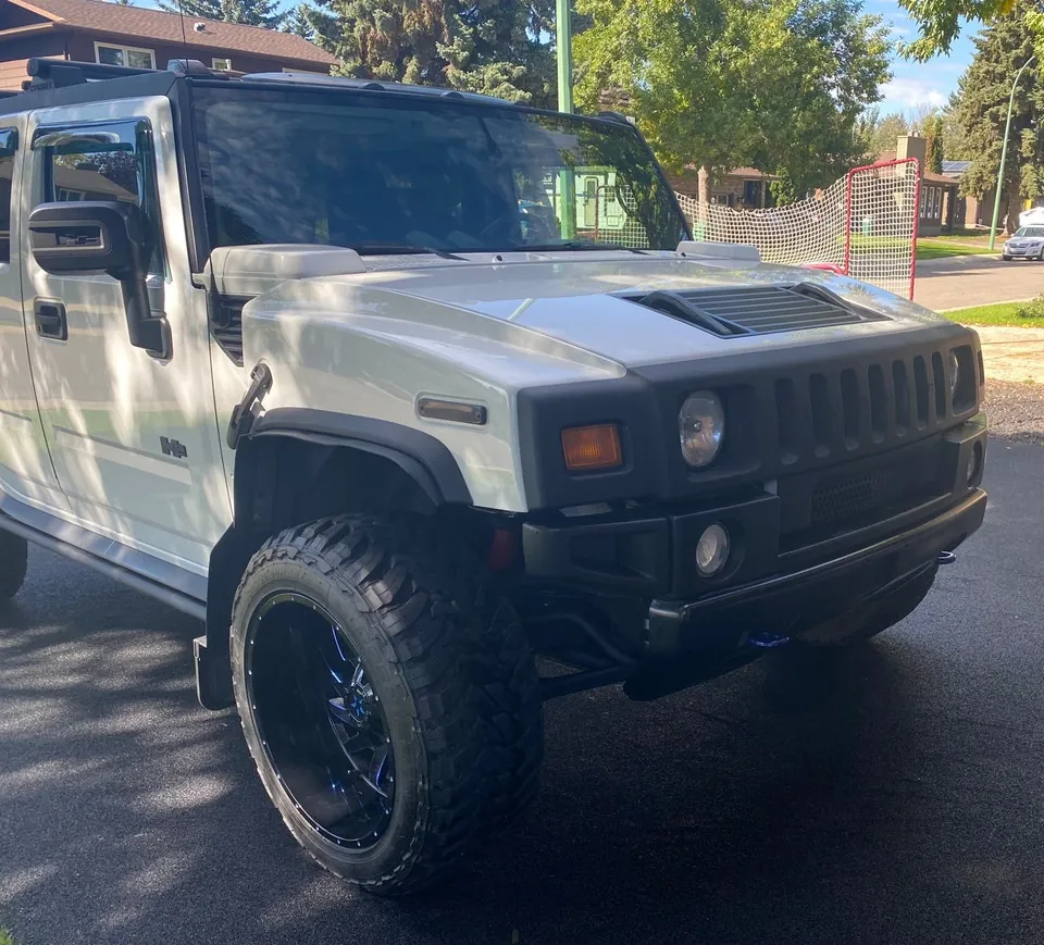 Hummer H2 2005 photo 2