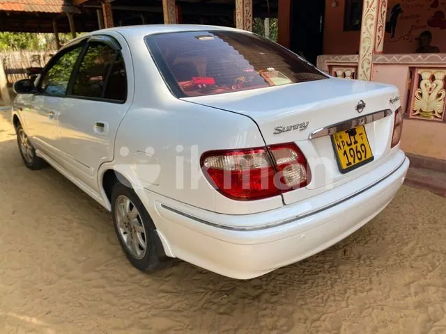 Nissan Sunny 2001 photo 2