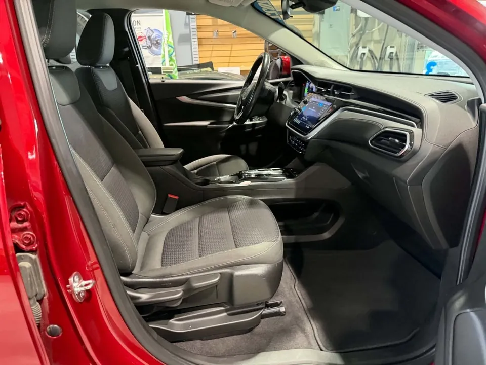 Chevrolet Bolt Euv 2022 photo 2