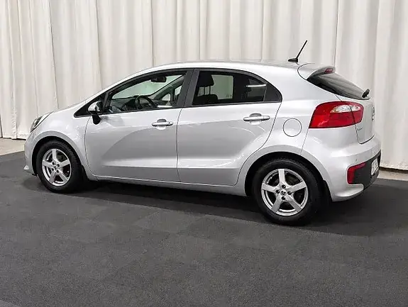 Kia Rio 2016 photo 3