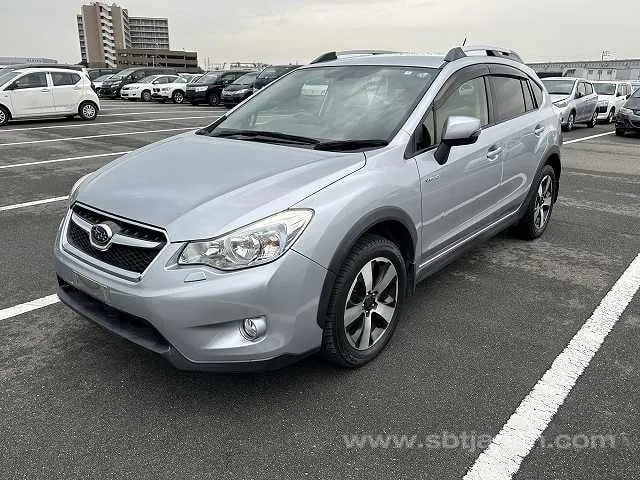 Subaru Xv 2014 photo 2