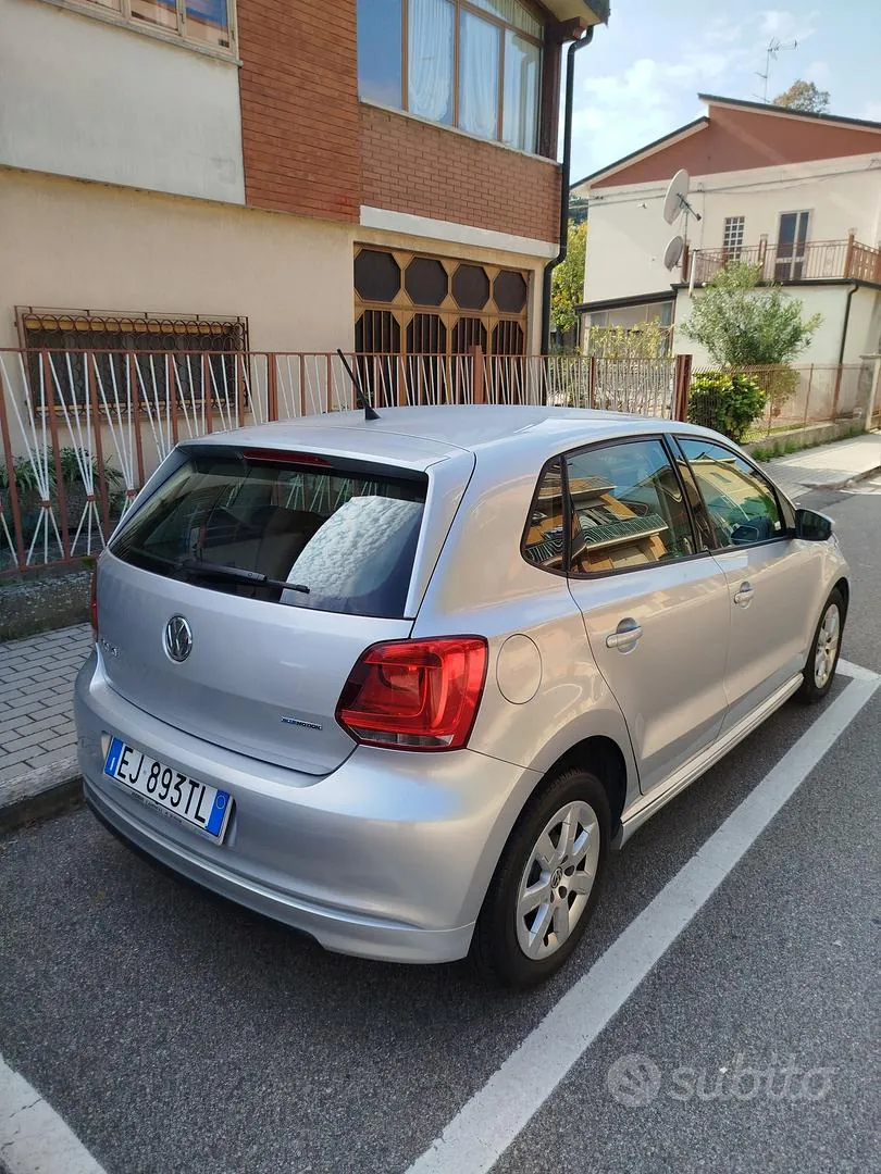 Volkswagen Polo 2011 photo 5
