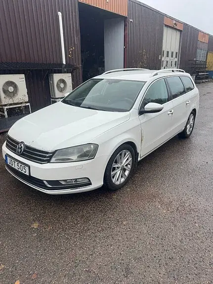 Volkswagen Passat 2011 photo 3
