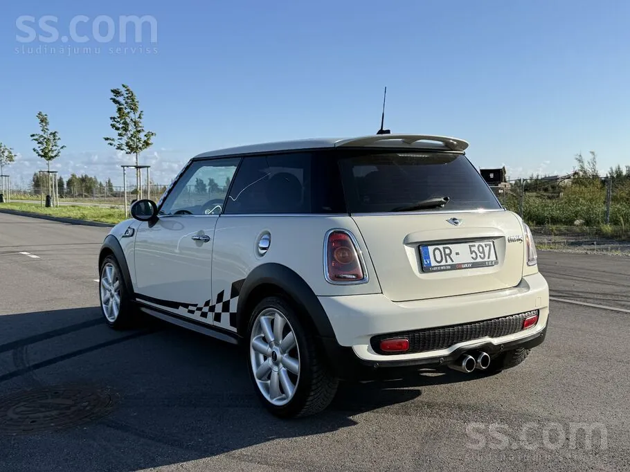Mini Cooper S 2008 photo 2