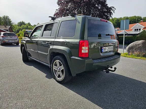 Jeep Patriot 2007 photo 2